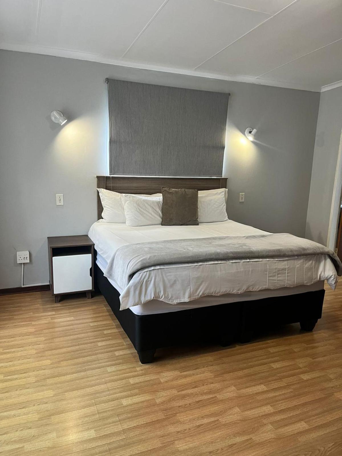 African Kingdom Guest House Boksburg Habitación foto